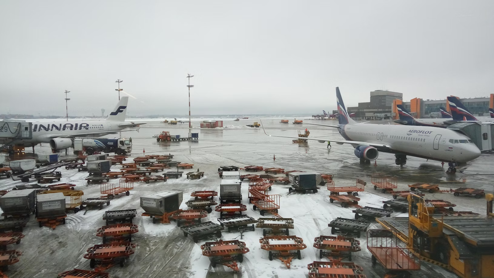 photo-1515780855147-aee414989c82